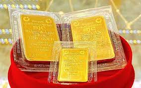 Giá vàng ngày 24/12/2023: Tăng mạnh trước dịp Giáng sinh