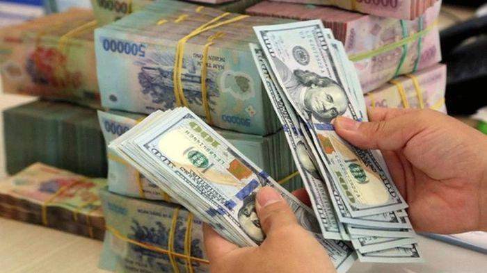 Biến động nhẹ trên thị trường tỷ giá USD ngày hôm nay