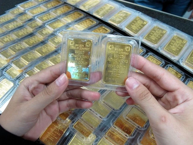 25.7.2024: SJC vàng không thay đổi, vàng nhẫn chứng kiến sự giảm nhẹ.