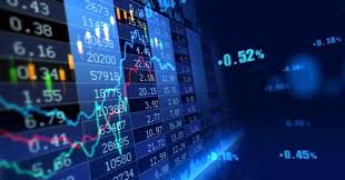 VN-Index vượt 1.120 điểm, lãi suất liên ngân hàng tăng cao