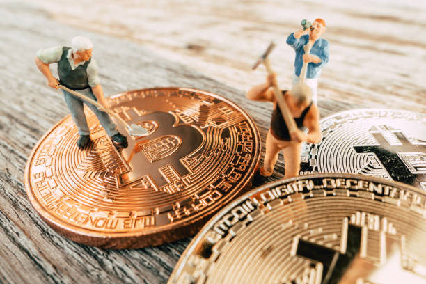 Bitcoin vượt 70.000 USD, ETF giao ngay tại Mỹ thu hút dòng tiền lớn