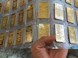 Giá vàng ngày 26/10: Vàng SJC giảm sốc, vàng thế giới tăng nhẹ
