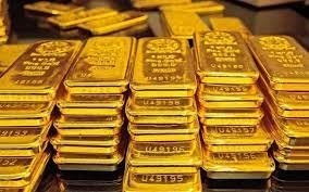 Giá vàng ngày 8/11: Tăng mạnh trong nước, giảm nhẹ thế
